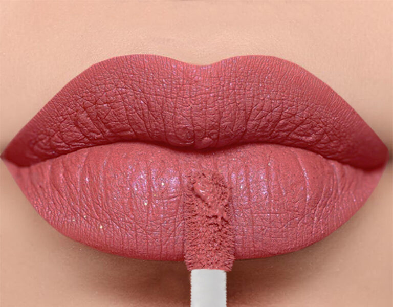 VELVET MATTE N01 "Natural Lips"